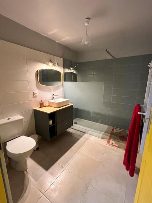 Grande Chambre Chez L'Artiste-Peintre ラ・レオル エクステリア 写真